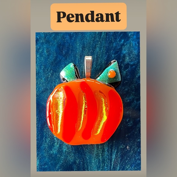 Bonnie’s Bling One of a Kind Fused Glass Jewelry and Accessories to Wear. - Picture 3 of 16